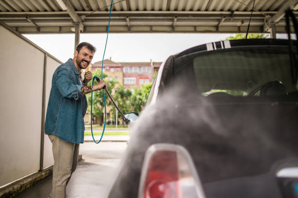Best Sidewalk Pressure Washing  in Beeville, TX
